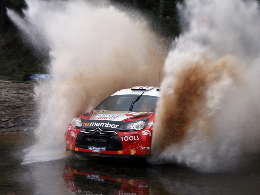  Citroen DS3 WRC 2011 года  (фото 2 из 54)